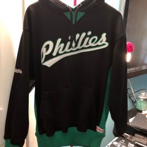 Phillies sweatshirt
